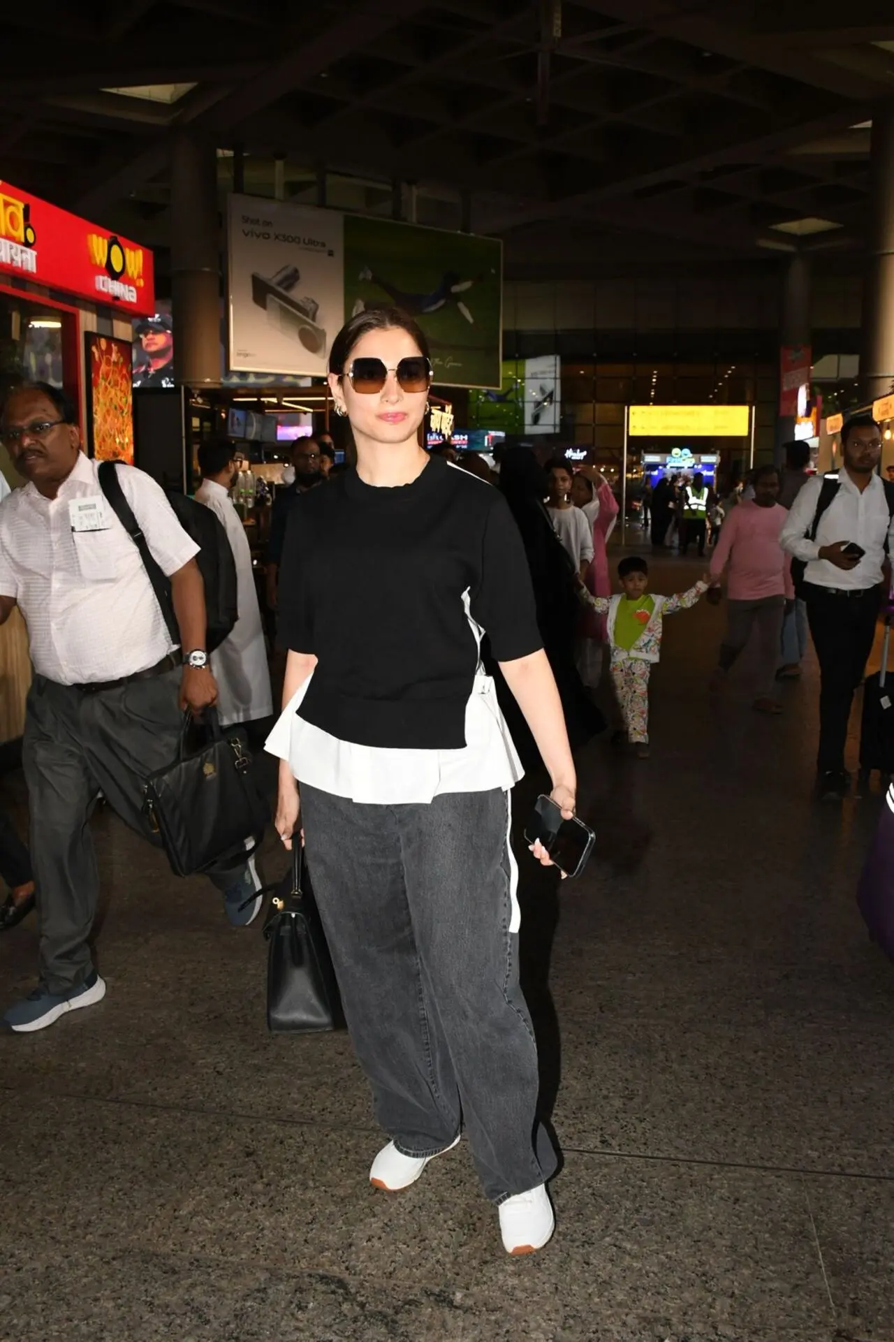 Tamannaah Bhatia spotted in casual look at Mumbai airport Tamannaah Bhatia spotted in casual look at Mumbai airport